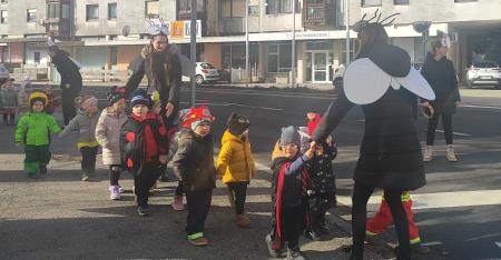 Maškare na obisku 1